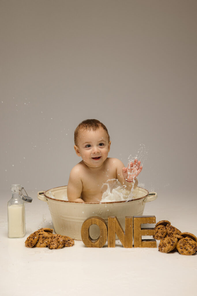 sedinta foto smash the cake
